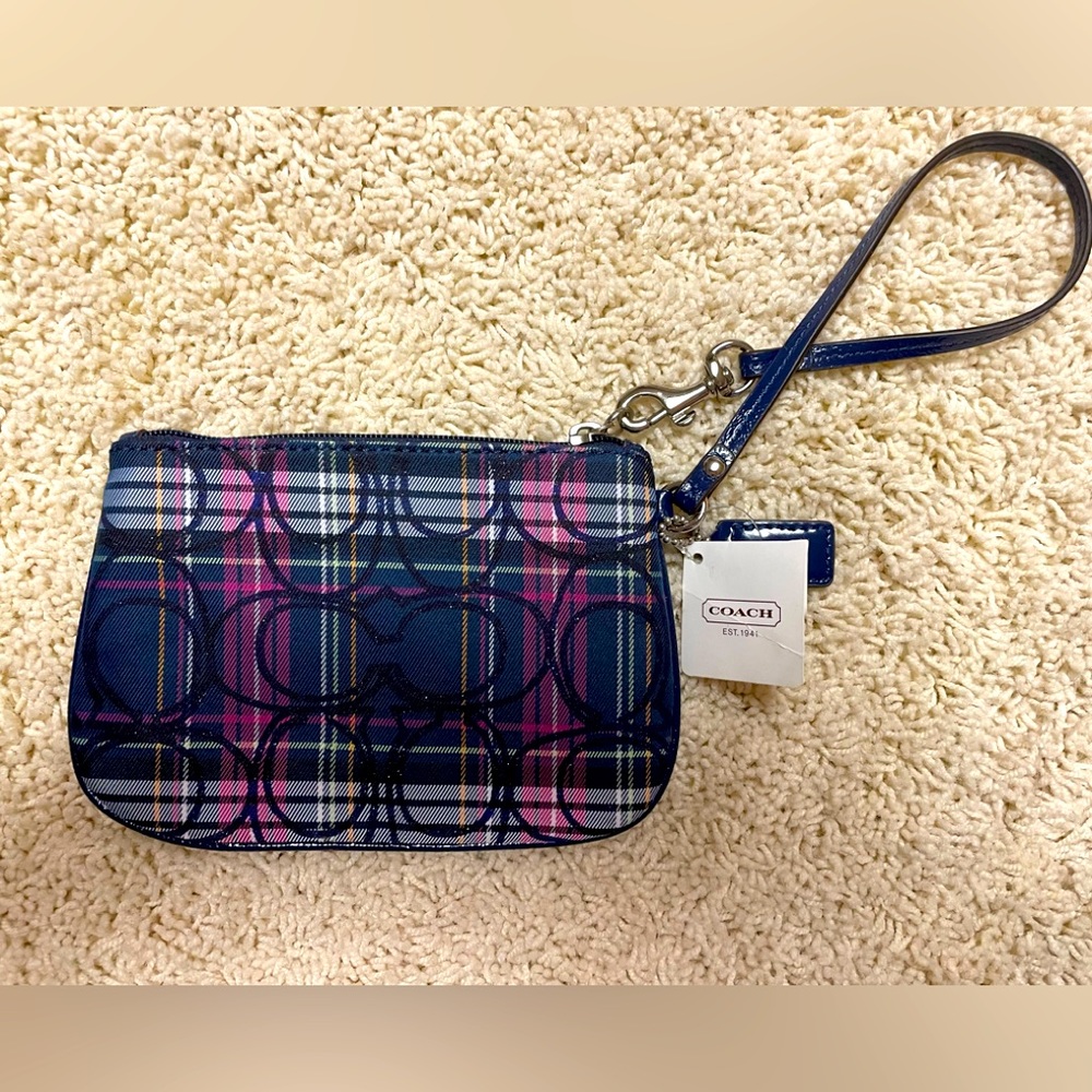 Coach wristlet purse nwt